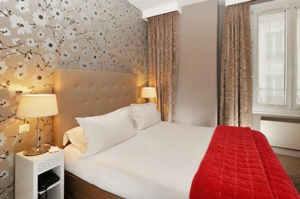 Plaza étoile 3* Parigi