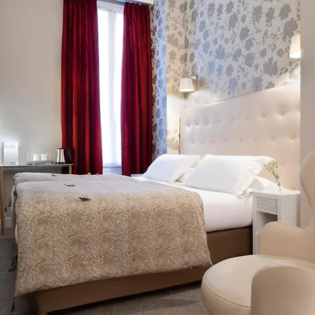 Plaza étoile Hotel Parigi
