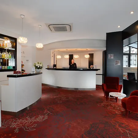Hotel Plaza étoile 3*